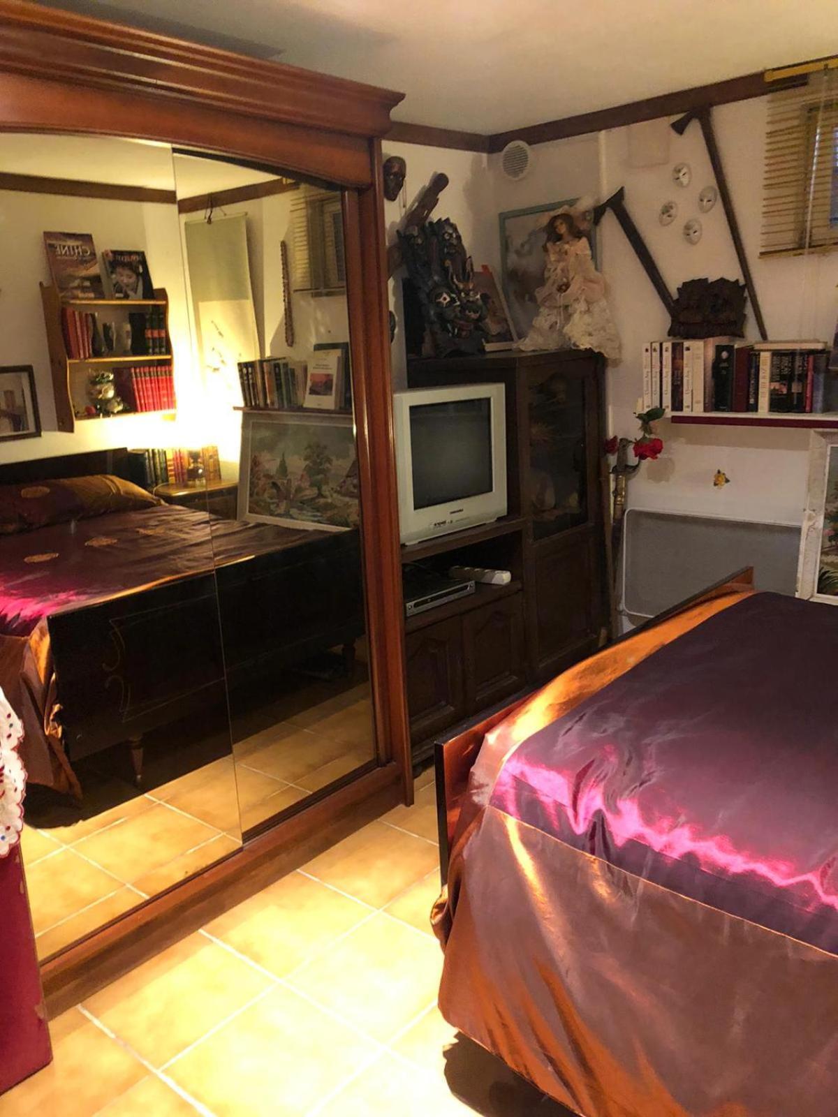 Yufan La Ville-du-Bois Quarto foto